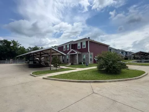 1655 S Kennedy Ave, Tyler, TX 75701