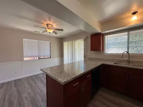4460 63rd St, Sacramento, CA 95820