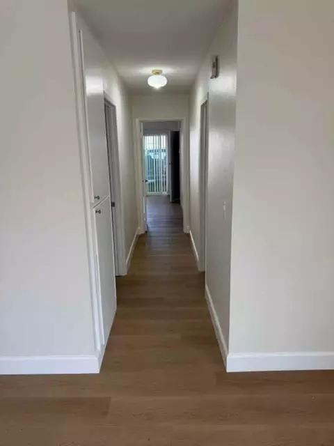 1815 Gina Dr, Oxnard, CA 93030 photo 2