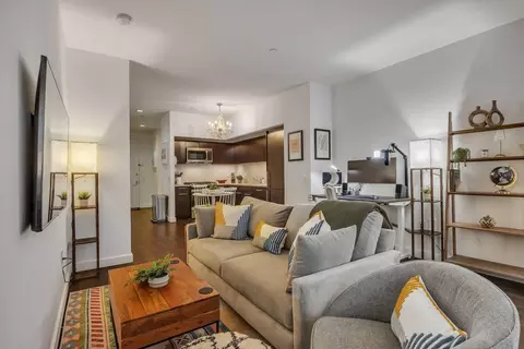 141 E 33rd St, New York, NY 10016