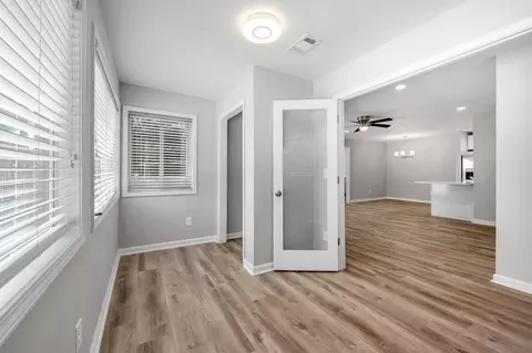 1400 Chase Ln, Norcross, GA 30093