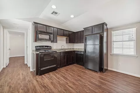 427 W 16th St, Houston, TX 77008