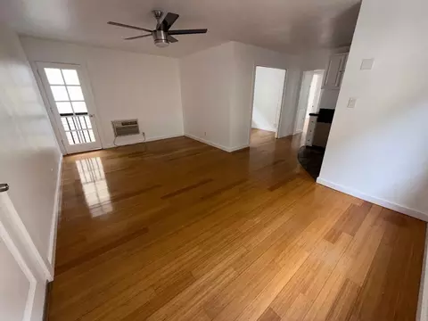 1915 Grace Ave, Los Angeles, CA 90068