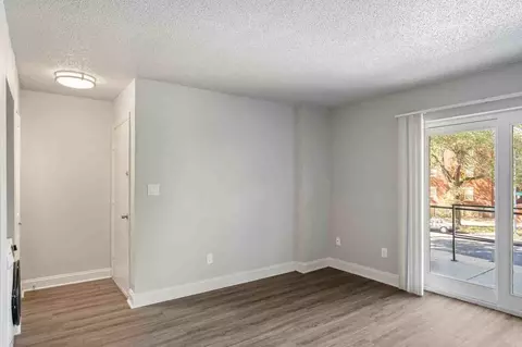423 Maple Blvd, Kansas City, MO 64124