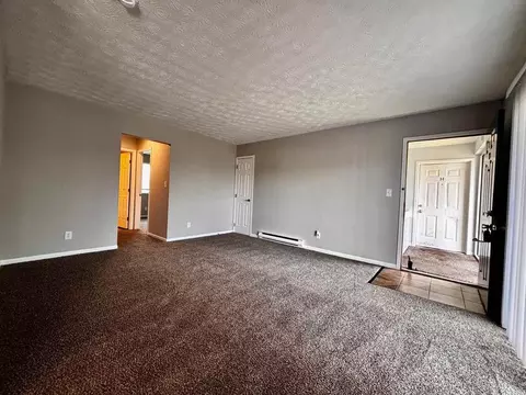521 S Main St, Englewood, OH 45322
