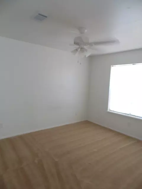 3619 Elliott St, Bryan, TX 77802 photo 3