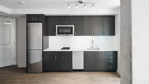 390 1st St, San Francisco, CA 94105 photo 25