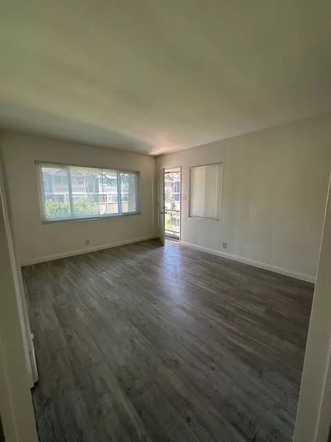 285 N Holliston Ave, Pasadena, CA 91106