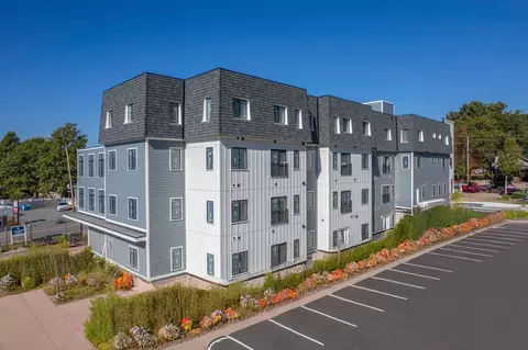 1060 Main St, Millis, MA 02054