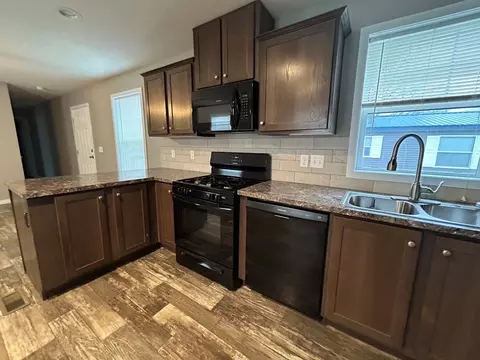 12458 Saint Michel Ave, Romeo, MI 48065 photo 46