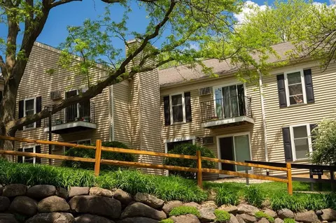 477 S High Point Rd, Madison, WI 53719