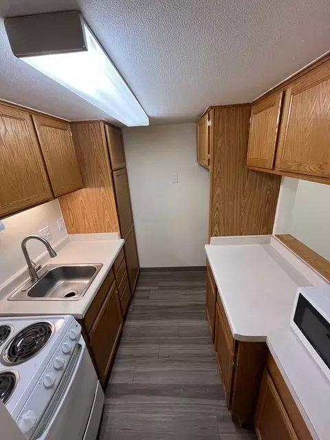 7300 W Dean Rd, Milwaukee, WI 53223