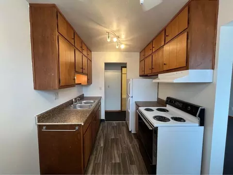 1310 Maryland Ave E, Saint Paul, MN 55106