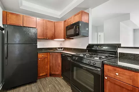7722 N Ashland Ave, Chicago, IL 60626