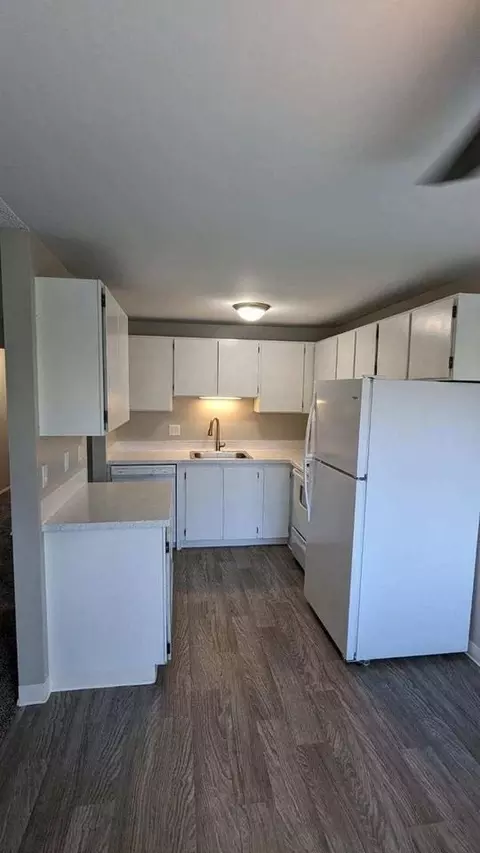 931 9th St SE, Puyallup, WA 98372