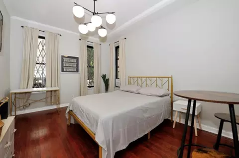 141 E 33rd St, New York, NY 10016