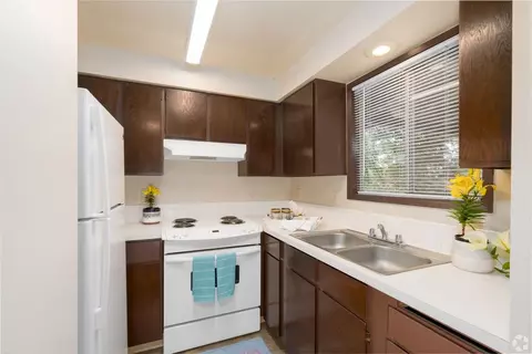 111 College Hill St, Cheney, WA 99004