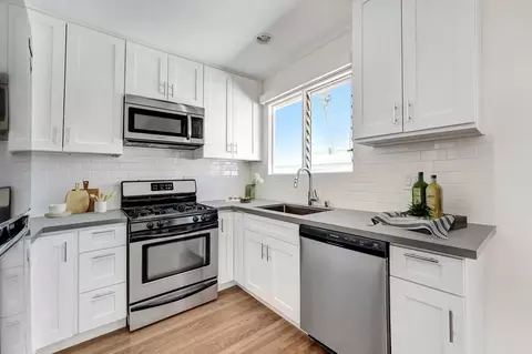 316 San Vicente Blvd, Santa Monica, CA 90402
