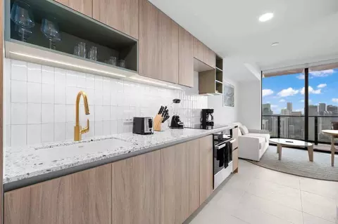 601 Northeast 1st Avenue, Miami, FL 33132 photo 15