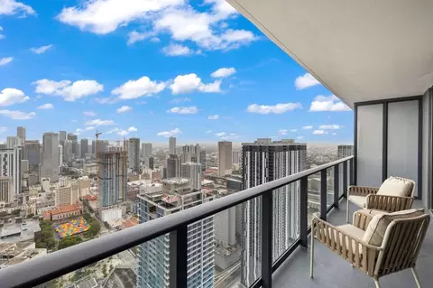 601 Northeast 1st Avenue, Miami, FL 33132 photo 18