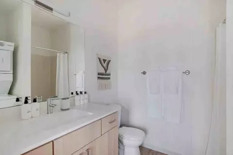 3046 17th Ave W, Seattle, WA 98119 photo 8