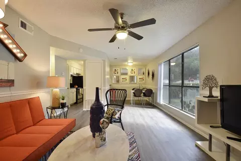 2001 S Interstate 35, Austin, TX 78741 photo 28