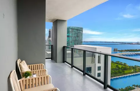 601 NE 1st Ave, Miami, FL 33132