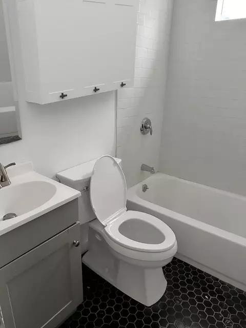 1001 Hyperion Ave, Los Angeles, CA 90029 photo 9