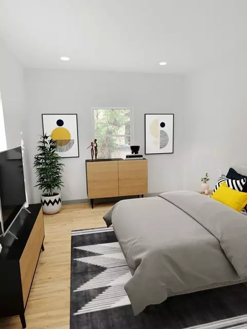 1001 Hyperion Ave, Los Angeles, CA 90029