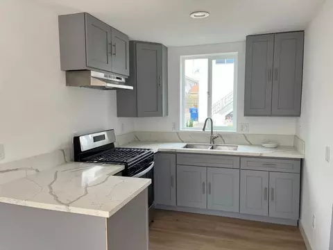 255 S Avenue 55, Los Angeles, CA 90042