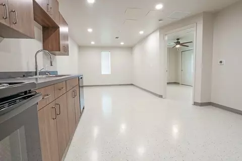 301 S 1st St, Conroe, TX 77301 photo 23