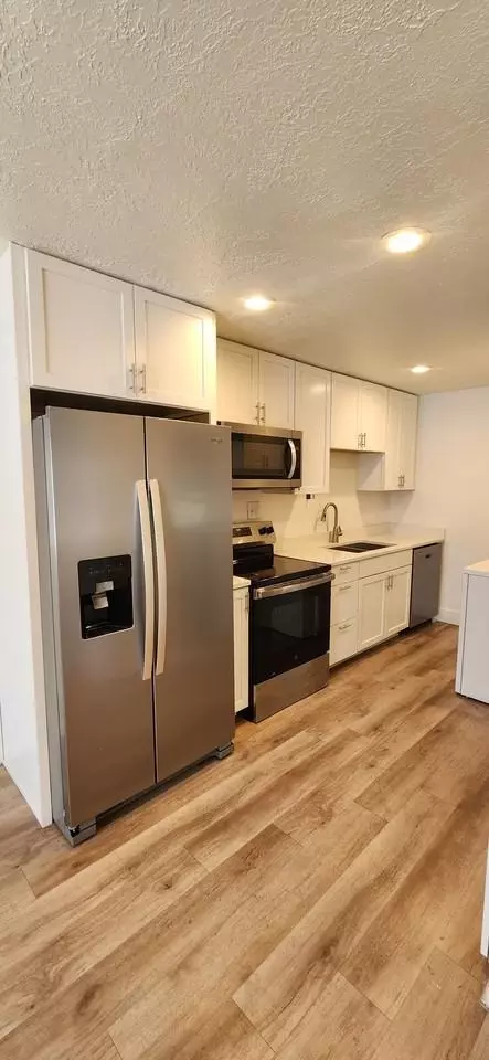 4109 S Highland Dr, Holladay, UT 84124