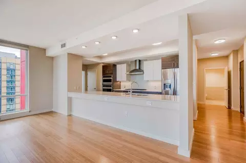 2105 5th Ave, Seattle, WA 98121 photo 20
