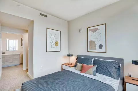 2105 5th Ave, Seattle, WA 98121 photo 16