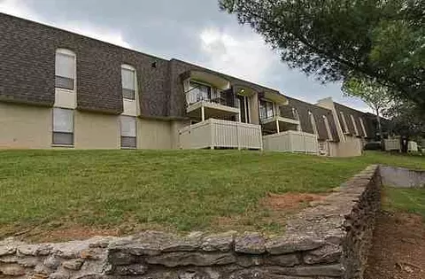 175 La Fontenay Dr, Louisville, KY 40223 photo 37
