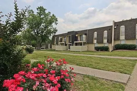 175 La Fontenay Dr, Louisville, KY 40223 photo 28