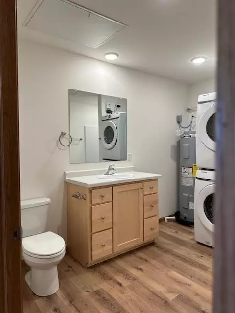 922 821 - 922 Adams Ct, Baraboo, WI 53913 photo 6