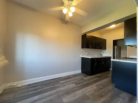 1033 W Loyola Ave, Chicago, IL 60626 photo 22