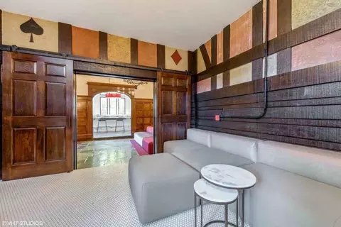 1033 W Loyola Ave, Chicago, IL 60626 photo 39