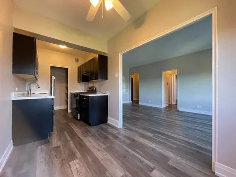 1033 W Loyola Ave, Chicago, IL 60626 photo 23
