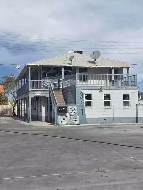 311 N 11th St, Las Vegas, NV 89101