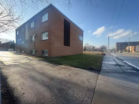 5058 Broadway Ave, Cleveland, OH 44127