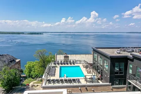 633 N Henry St, Madison, WI 53703