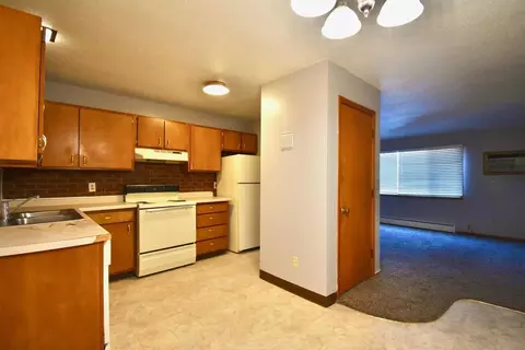 102 5th St E, West Fargo, ND 58078
