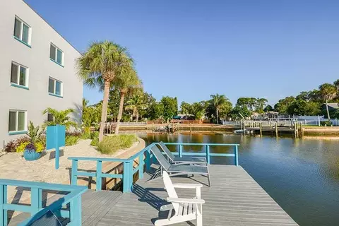 6740 Gulfport Blvd S, Gulfport, FL 33707 photo 9