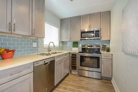 6740 Gulfport Blvd S, Gulfport, FL 33707 photo 34
