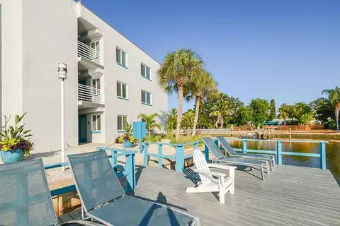 6740 Gulfport Blvd S, Gulfport, FL 33707 photo 10