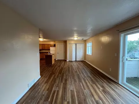 896 Wescott Sq, Eagan, MN 55123