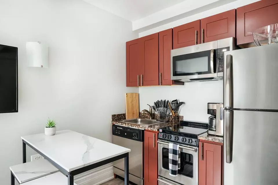  240 W 73rd St, New York, NY 10023 photo 15