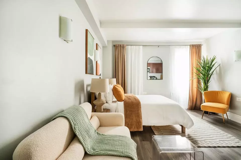  240 W 73rd St, New York, NY 10023 photo 8